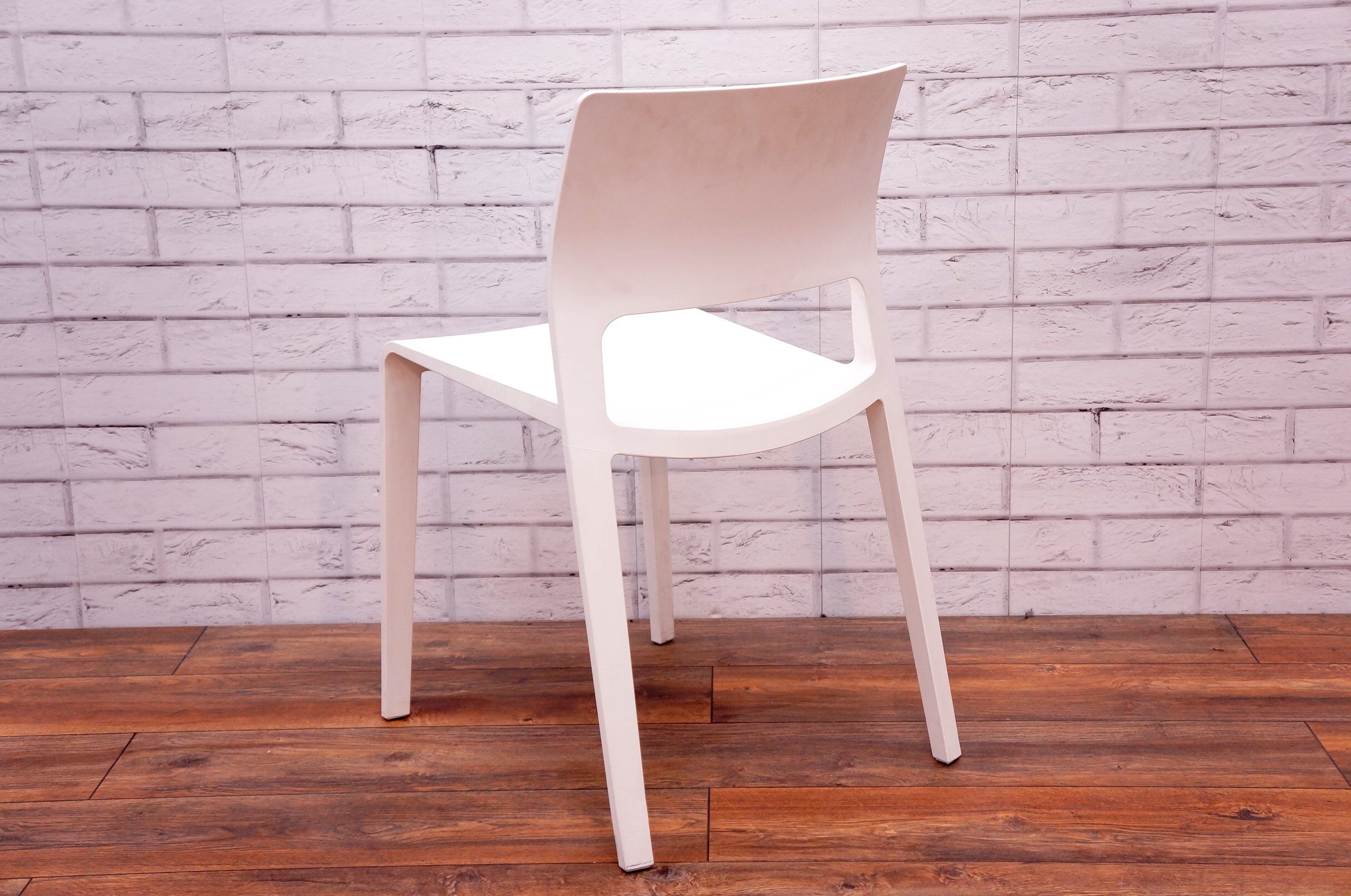 创意家具 - 坐具|餐椅|办公家具|设计师家具|Juno 洽谈椅/培训椅